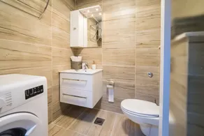 Apartment in peaceful area but really close to the old town. - Image 2