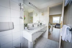 Hotel Rheydter Residenz - Self Check-in - Image 5
