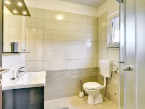 Detached Villa With Pool And Large Garden In Quiet Area Near The Sea - Image 2