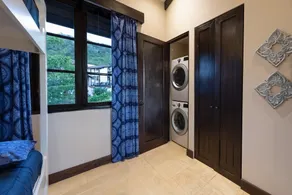 Beautiful Mediterranean-Style Penthouse with an Oceanview Balcony - Image 3