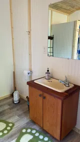 Pet friendly Camping cabin  close to Buffalo River - Image 2