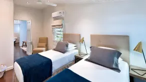 Luxe aux pieds nus à son meilleur - Une location de plage de 2 chambres avec une vue imprenable sur la mer - Image 4