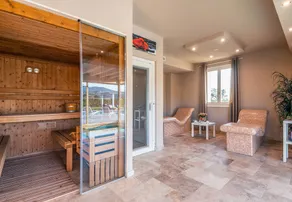 Relax in Villa con Piscina e SPA - Image 5