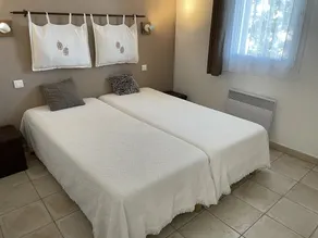 Lodge in a small private residence with swimming pool in a green setting - Image 4