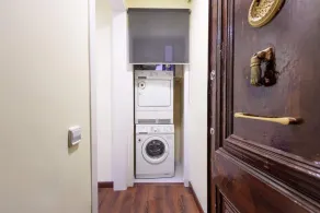 Appartement Design & Rénové Balcon 10m Ramblas à pied WIFI + Parking - Image 2