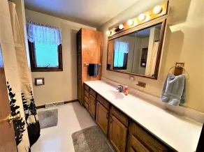 Butternut Lake Hideaway - Image 2