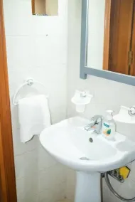 Tinas House - Image 2