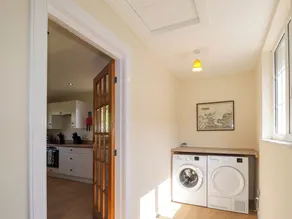 North Cottage - Image 4