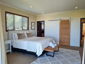 Coromandel Views - Majestic Home/Stunning Outlook/Own Ensuites/Internet/Smart TV - Image 5