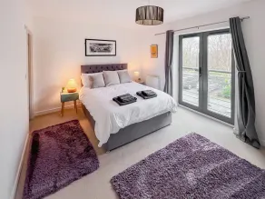 3 Waterwheel Apartment - Image 4