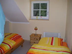 Haus Oseleck, vacation home with 4 apartments and common room with wood-burning stove - Image 3
