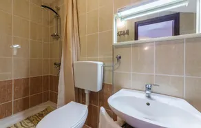 2 Bedroom Amazing Apartment In Pavicini - Image 2