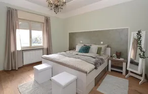 5 alojamento em quarto em Sezana - Image 3