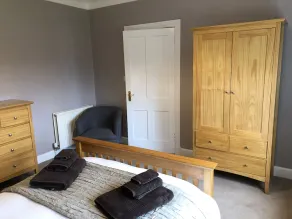 Braeaig est un bungalow moderne et bien équipé de deux chambres au cœur de Brodick - Image 5