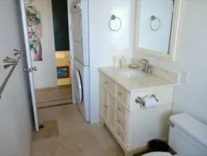 Maison de ville Directement Oceanfront 2BR / 2BA avec piscine et courts de tennis - Image 3