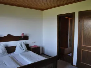 Habitación doble con ducha, WC - Pension Nanga Parbat - Image 4