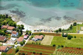 Apartment Eva in Zambratija-Savudrija, air-conditioned, close to the beach - Image 5