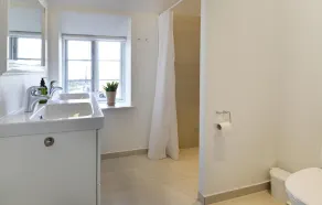 Gorgeous Home In Askø With Kitchen - Image 3