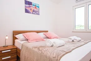 House Srecko - Image 4