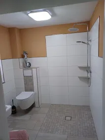 Genießen Sie Ihren Aufenthalt mit bis zu 2 Personen in unserer ca. 36 qm großen Wohnung. PKW-Stellplatz, Terrasse im Hof für einen entspannten Grillabend ! - Image 4
