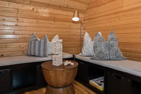 Luxury Lodge Near Galena, Field of Dreams & Skiing, 6 Private Suites - Image 3