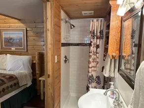 Little Deuce Coupe Cabin - Image 2