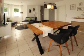 Appartement (75qm) avec 2 chambres, cuisine et terrasse plein sud - Image 5