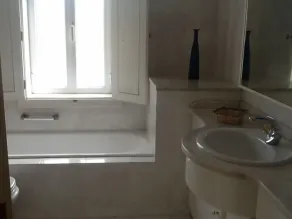 Elegante casa di passi dalla spiaggia, negozi, ristoranti e siti storici - Image 5