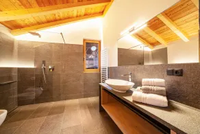 Apartment 'Huetterhof Herbischt' with Mountain View, Private Terrace and Wi-Fi - Image 2