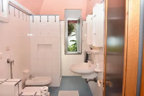 Villa Trädgård vid havet - Topp solarium - Fantastisk trädgård - Image 3