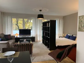 Stor charmerende lejlighed, lys, tæt på centrum og den gamle bydel - Image 3