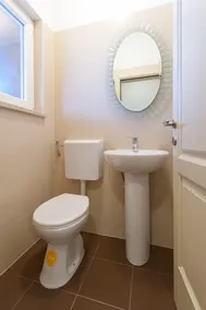 Villa recentemente rinnovata vicino a Parenzo con piscina privata e giardino. Pet-friendly. - Image 5