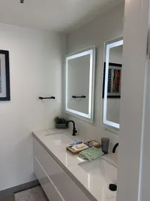 Top Floor Ocean Front Remodeled Condo - Image 5