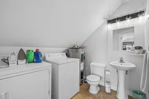Harbourview Loft B Two Bedroom Loft Apartment Located in Downtown Summerside - Image 3