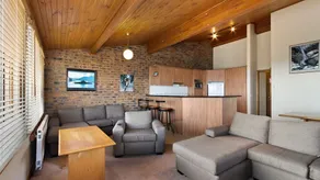 Lawlers 34 - Mt Hotham - Image 4