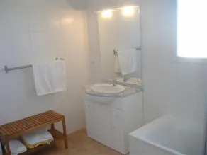 Smuk villa i roligt boligområde, strand 800m. Gratis WiFi, cykler - Image 5