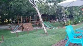 Casa de luxo, 4 suítes, condomínio alto padrão, pertinho da praia! - Image 2