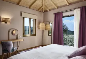 Deluxe Villa With Private Pool - with Panoramic View, Art Blue Villas - Image 5