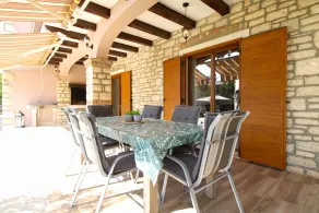 Villa 1912/23499 (Istria - Tinjan), 19500m from the beach - Image 4