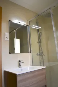 Family and central apartment - Image 3
