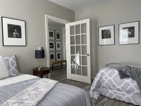 2 BR Loft - Walk to Cafes-Breweries- Arts & Entertainment District - Image 4
