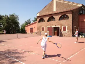 Apartment in Pontecchio With Pool & Tennis - Image 2