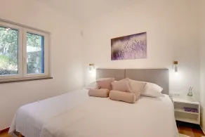 Cottage only 20 meters from the beach - Image 3