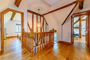 8 bedroom luxury holiday home in the Cotswolds with a hot tub - Stonewell Farmhouse - Image 2