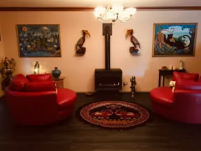 Luxury Londolozi Lodge African themed pet-friendly haven traditional B&B  - Image 2