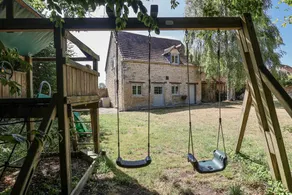 Stable Cottage - Image 2