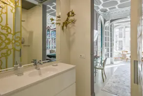 Biggest Luxury Rambla Catalunya - Image 2