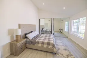 Newly Remodeled Cozy Coastal Feel Home - Image 4