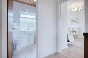 Longview - 4 Bedroom Holiday Home - Pembroke Dock - Image 2