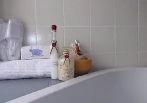 Dorfhaus mit einem privaten und umzäunten mediterranem Garten - Image 2